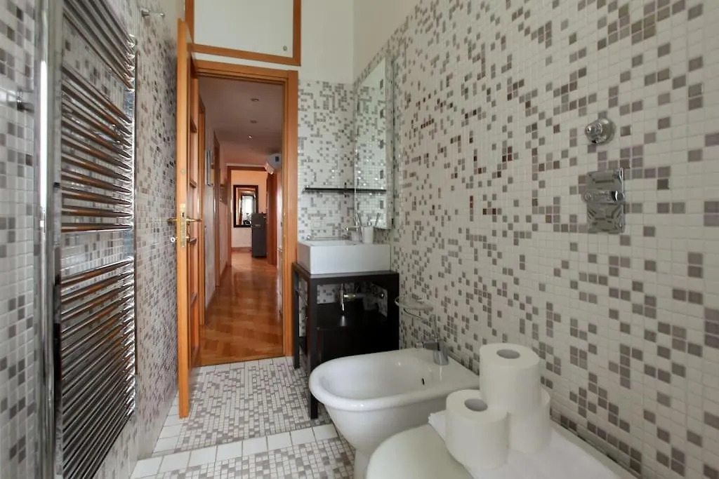 Fieramilano 3Br Apartment 0*, Milano Italien